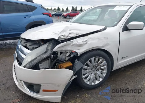 2010 Ford Fusion Hybrid from USA, damaged, VIN 3FADP0L33AR263500